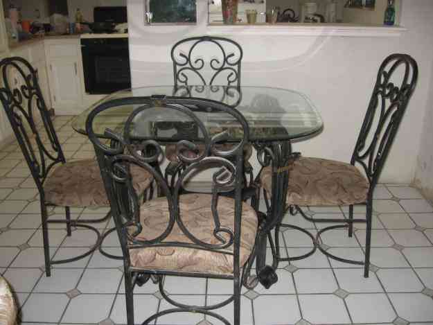Vendo comedor de herreria con base de vidrio mexicali segunda ...